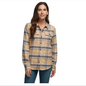 NWT Patagonia  organic cotton fjord flannel shirt